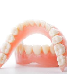 Photo of dentures with whit background