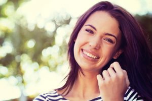 Learn more about the benefits of veneers in Farmington.